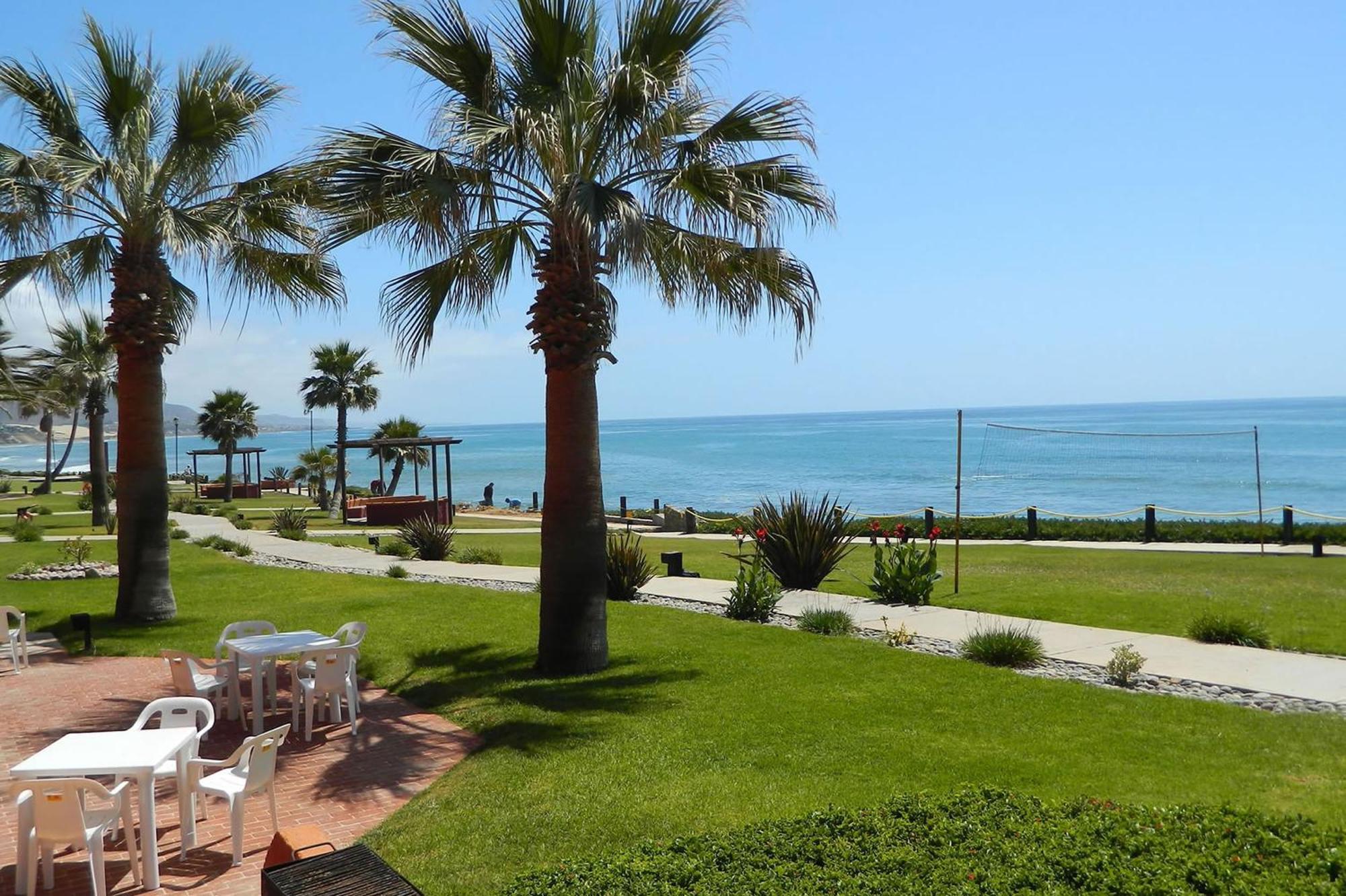 Puerto Nuevo Baja Hotel & Villas Росарито Экстерьер фото