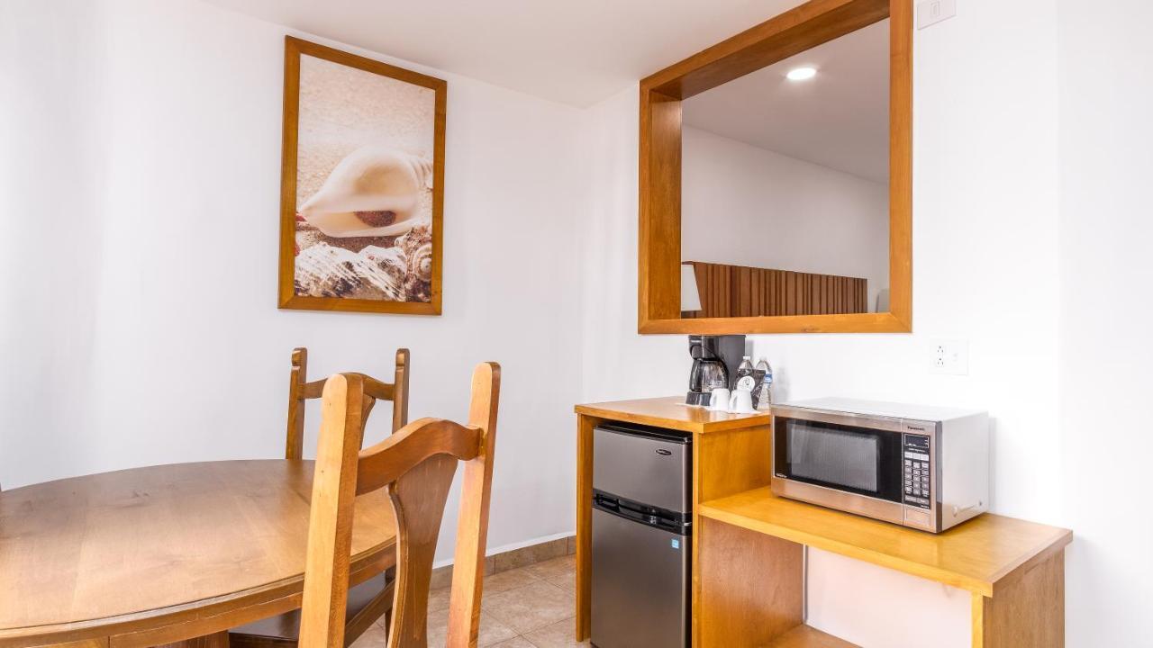 Puerto Nuevo Baja Hotel & Villas Росарито Экстерьер фото